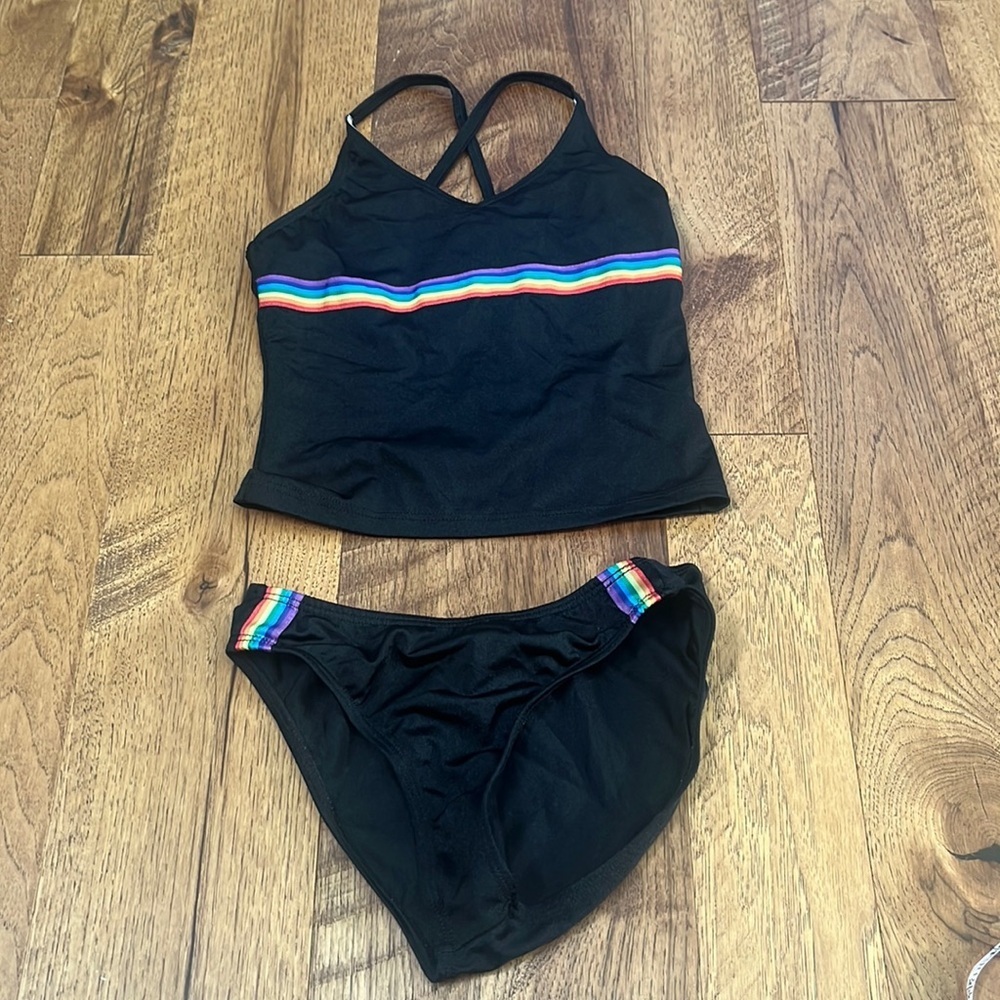 Random Hearts Girl’s Rainbow Tankini Size 10